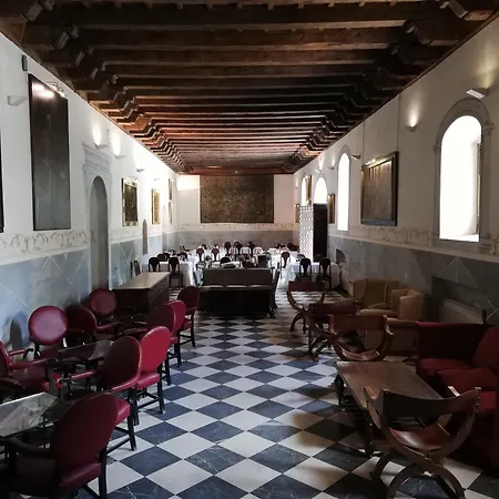 Monasterio De San Francisco Hotel